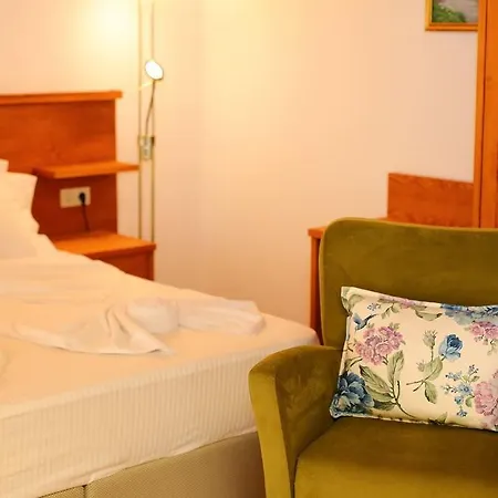 Akyaka Yali Capkini *